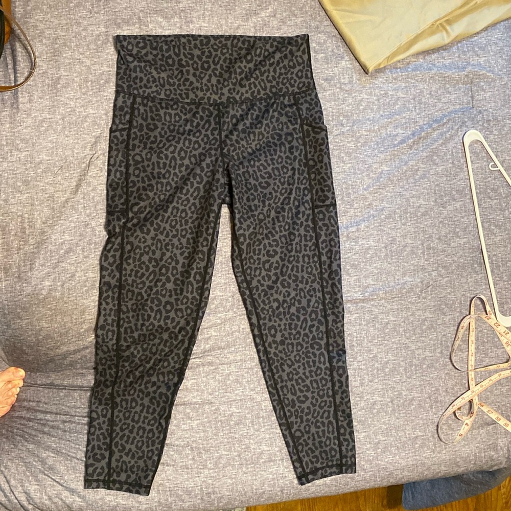 Ideology athletic pants, size large.